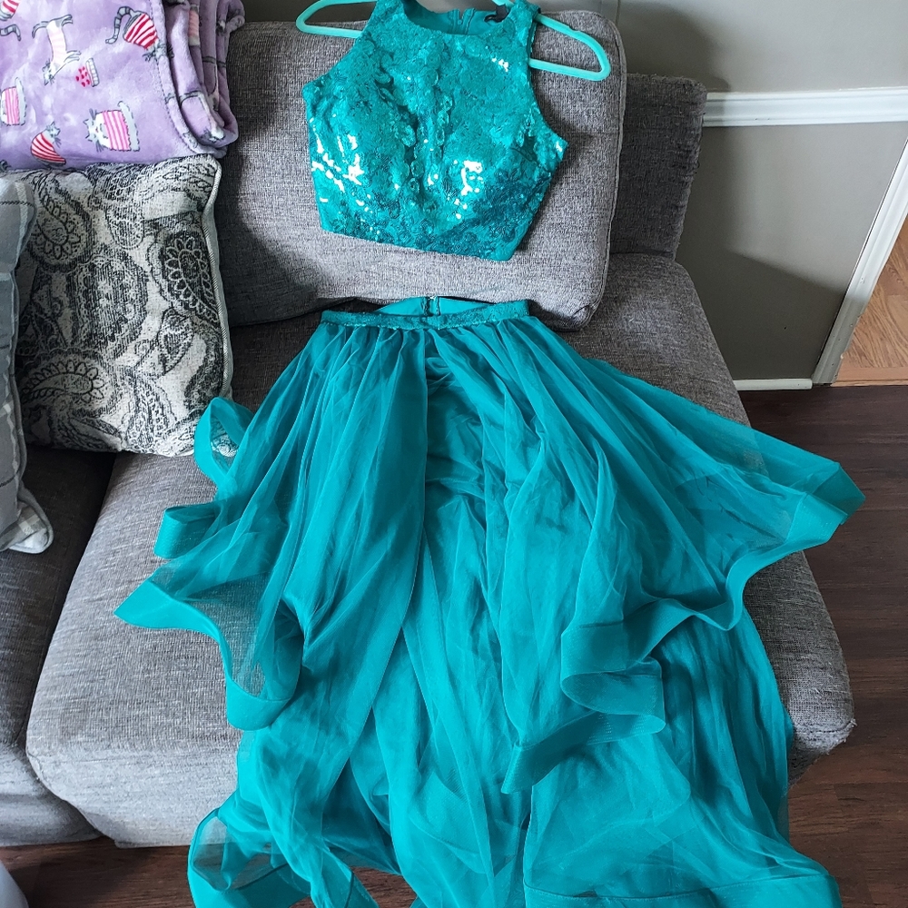 Prom dress